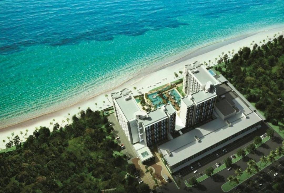 Timurbay Seafront Residence By Hardinahomes Kuantan Bagian luar foto