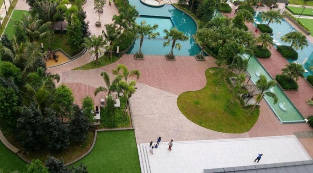Timurbay Seafront Residence By Hardinahomes Kuantan Bagian luar foto